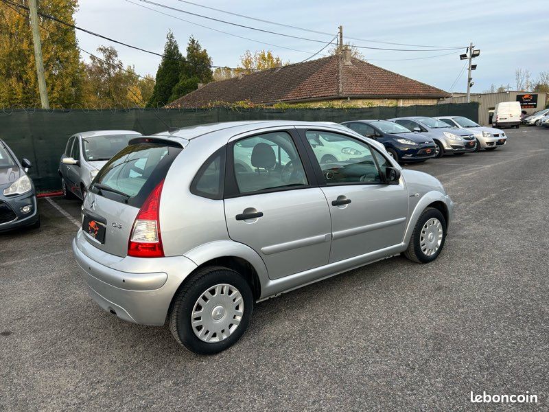 CITROËN C3 style 1.4L ess 51000 km année 2008 1er main