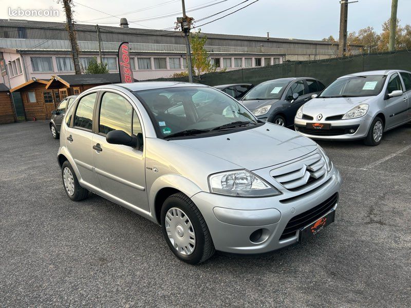 CITROËN C3 style 1.4L ess 51000 km année 2008 1er main