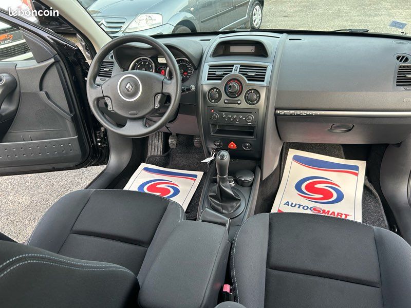 RENAULT MEGANE 1.6 L EXTRÊME