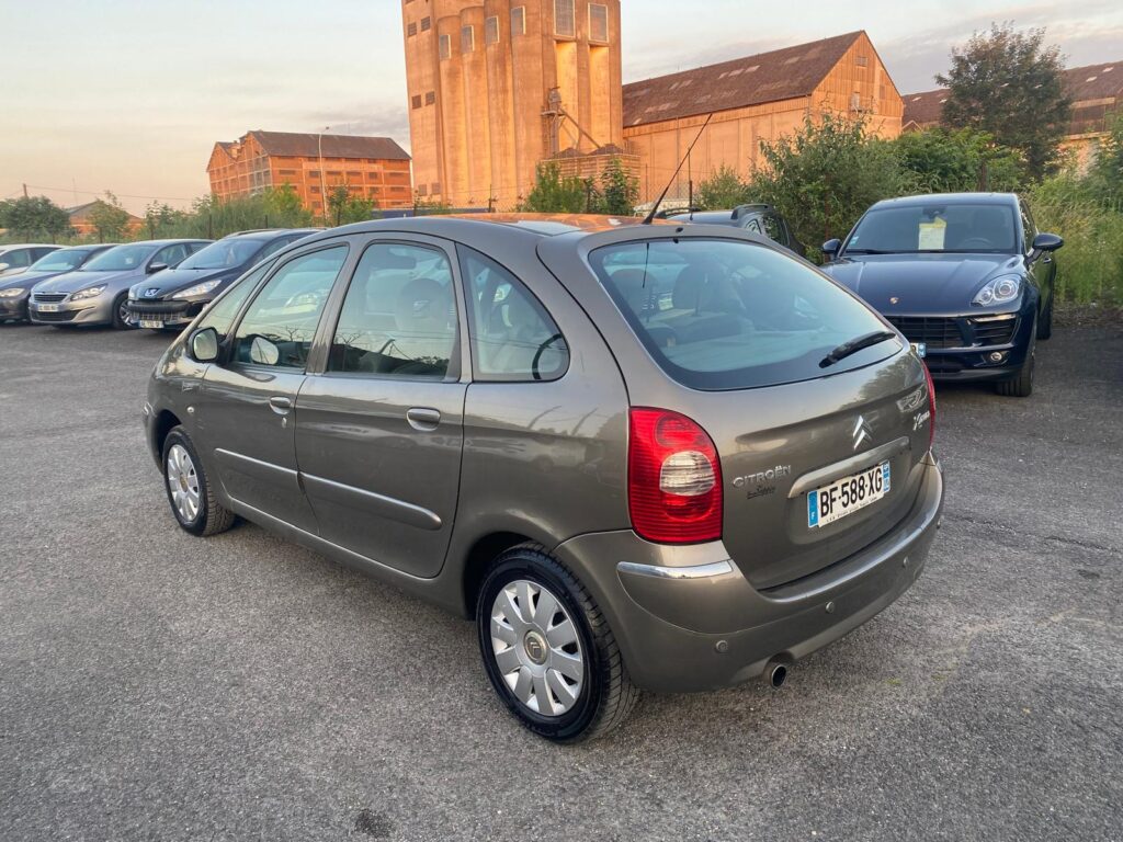 CITROËN XSARA PICASSO 1.8i 16V EXCLUSIVE